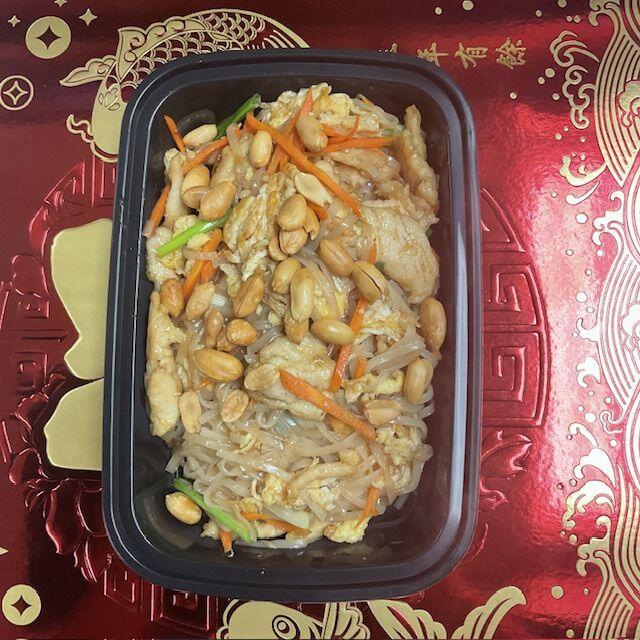 (D)21. Pad Thai Noodles