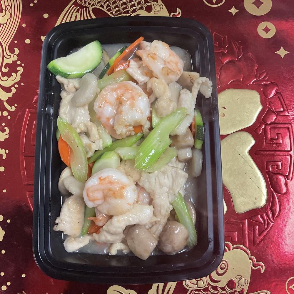 (D)12. Dragon Phoenix Chicken & Shrimp
