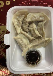 A4. Steamed Chicken Dumplings (8)
